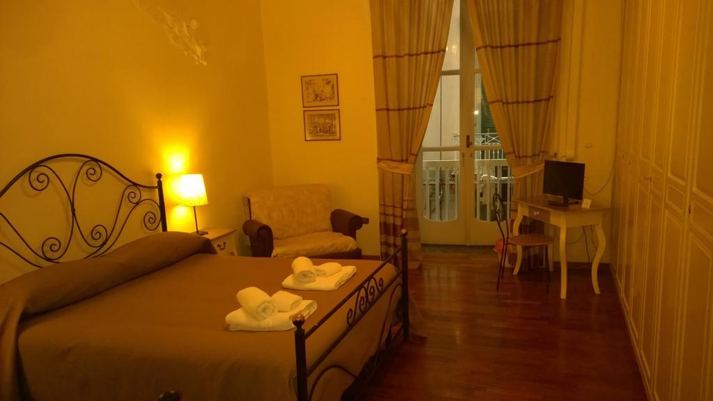 Palazzo Magnocavallo B&B Neapol Pokoj fotografie
