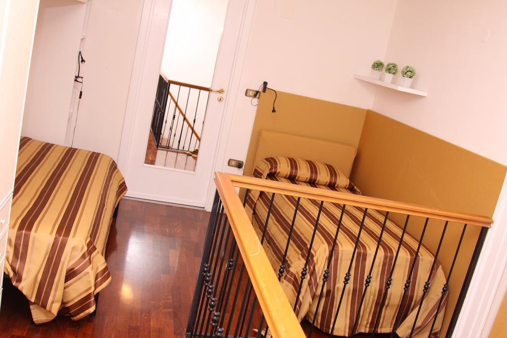 Palazzo Magnocavallo B&B Neapol Pokoj fotografie