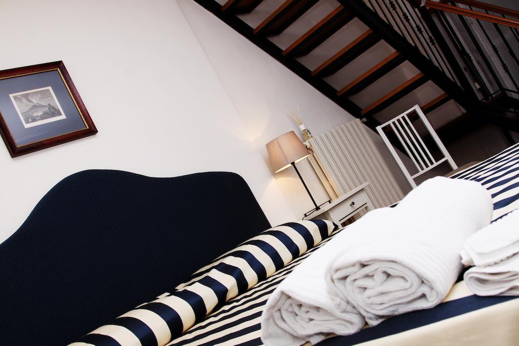 Palazzo Magnocavallo B&B Neapol Pokoj fotografie