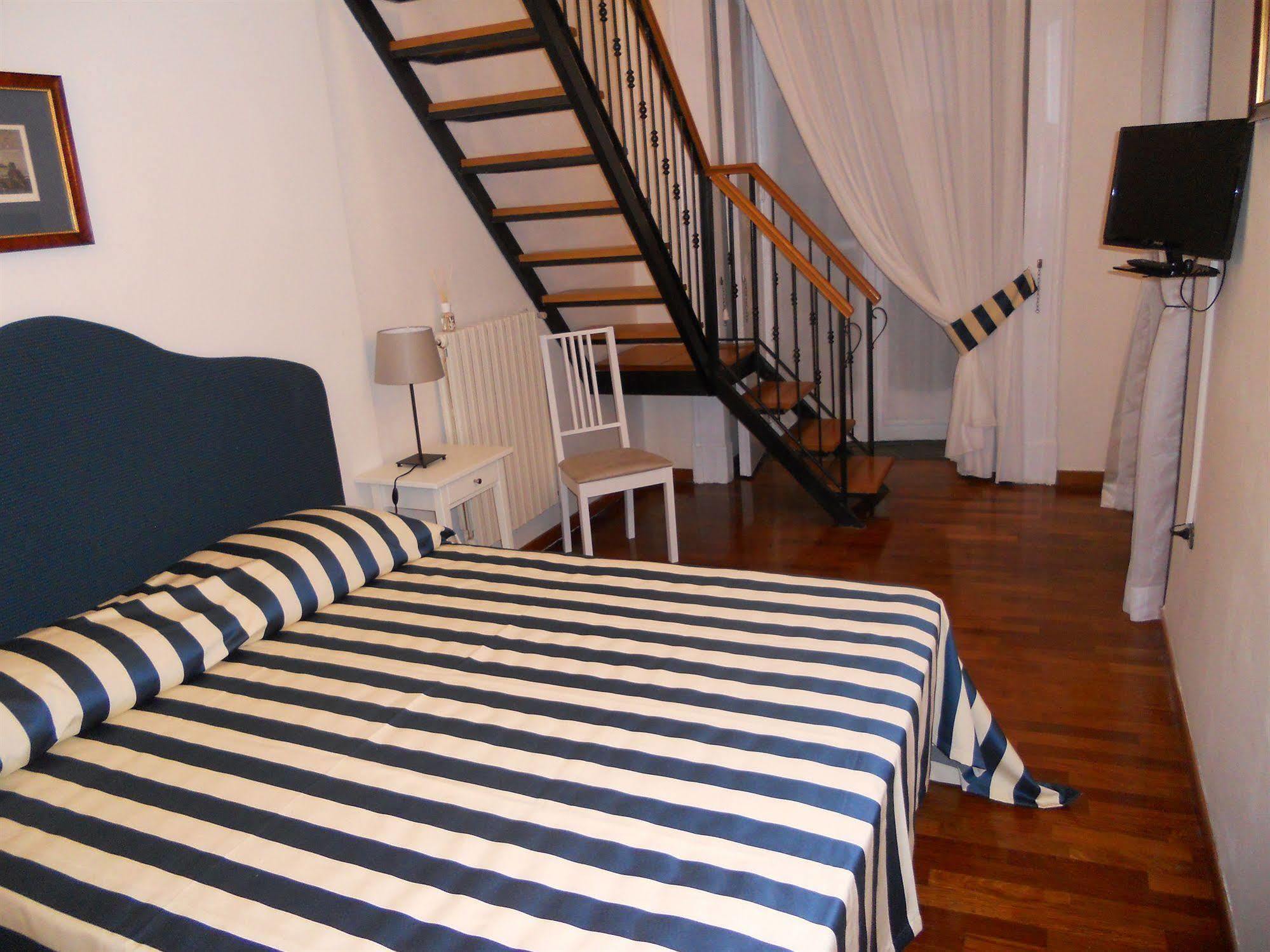Palazzo Magnocavallo B&B Neapol Exteriér fotografie